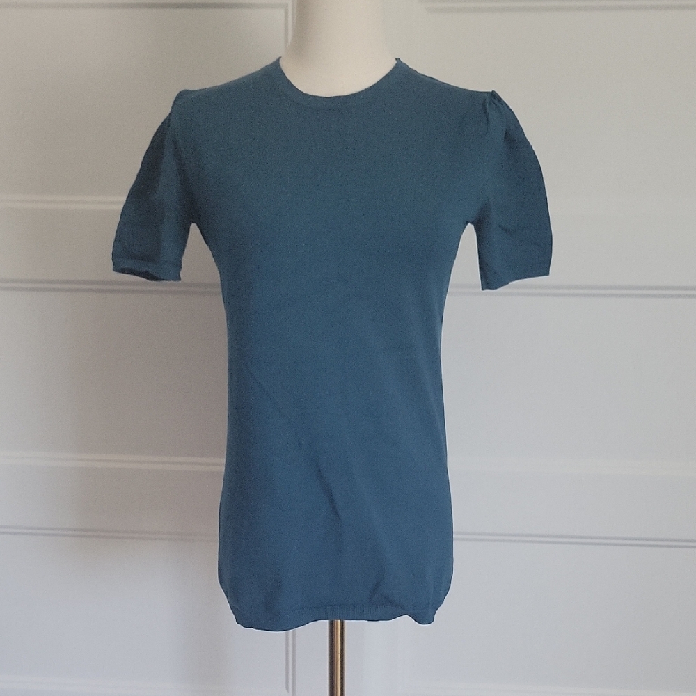 Elhoffer Blue Essentials Sweater Top